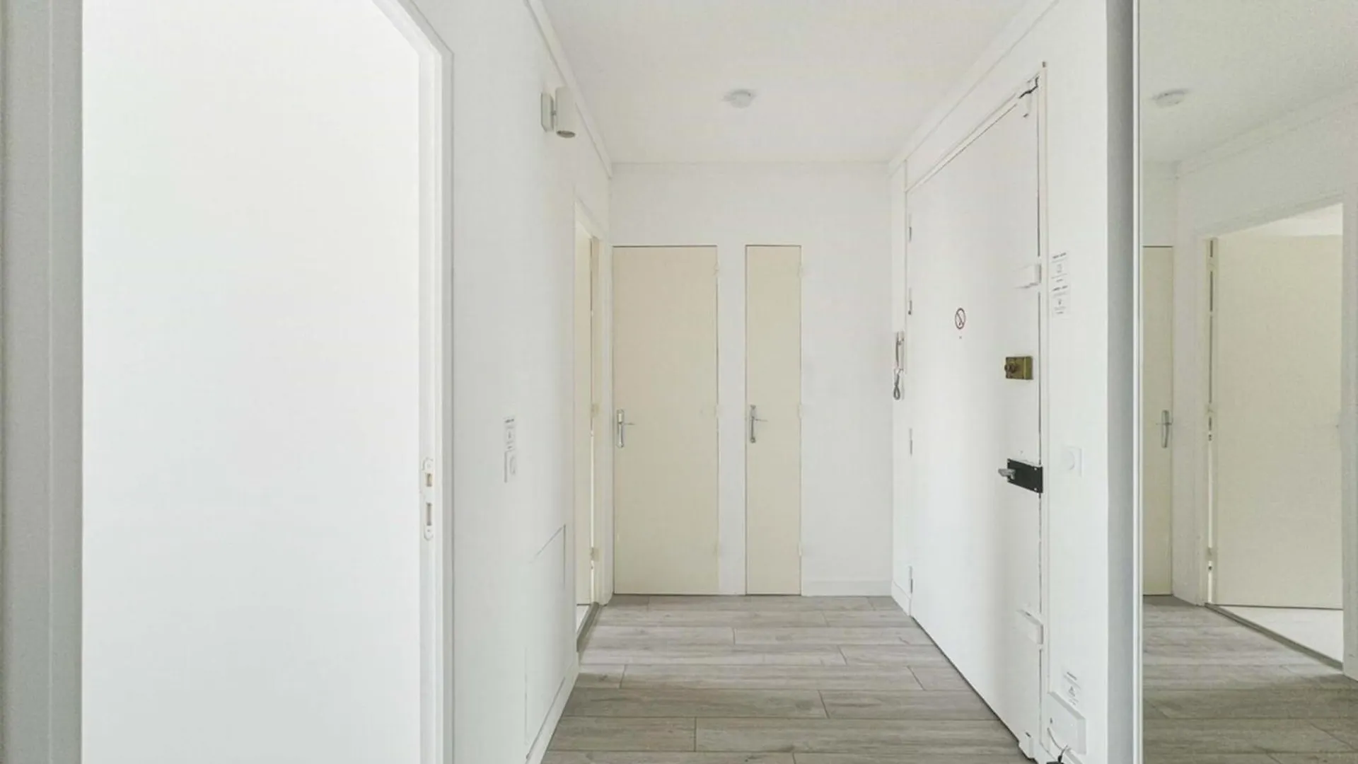 Flexliving - - Mouchez Holiday home Paris